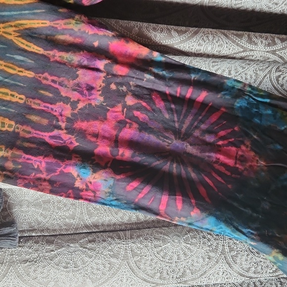 Tie Dye Crop Pants - Picture 6 of 6